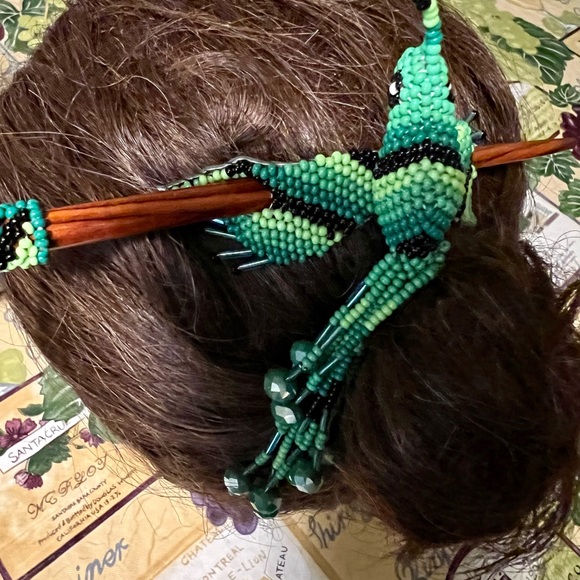 Beautiful colibrí bird ⭐️?Hair accesorio authentic mexican pieza . Art artesal main image 7